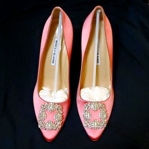 Manolo Blahnik Hangisi Pink Satin 105 mm EUR 40